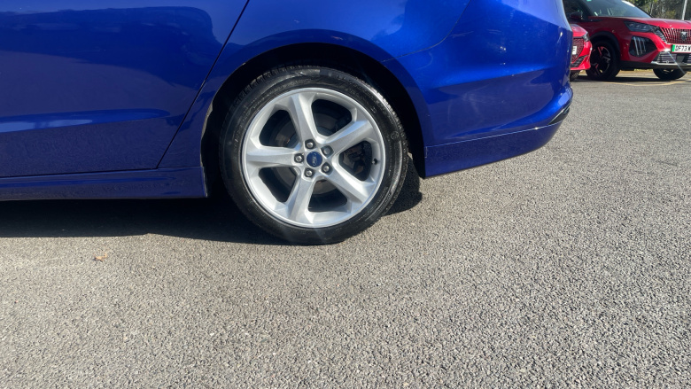 Ford Mondeo 1.5 EcoBoost Titanium 5dr Petrol Hatchback